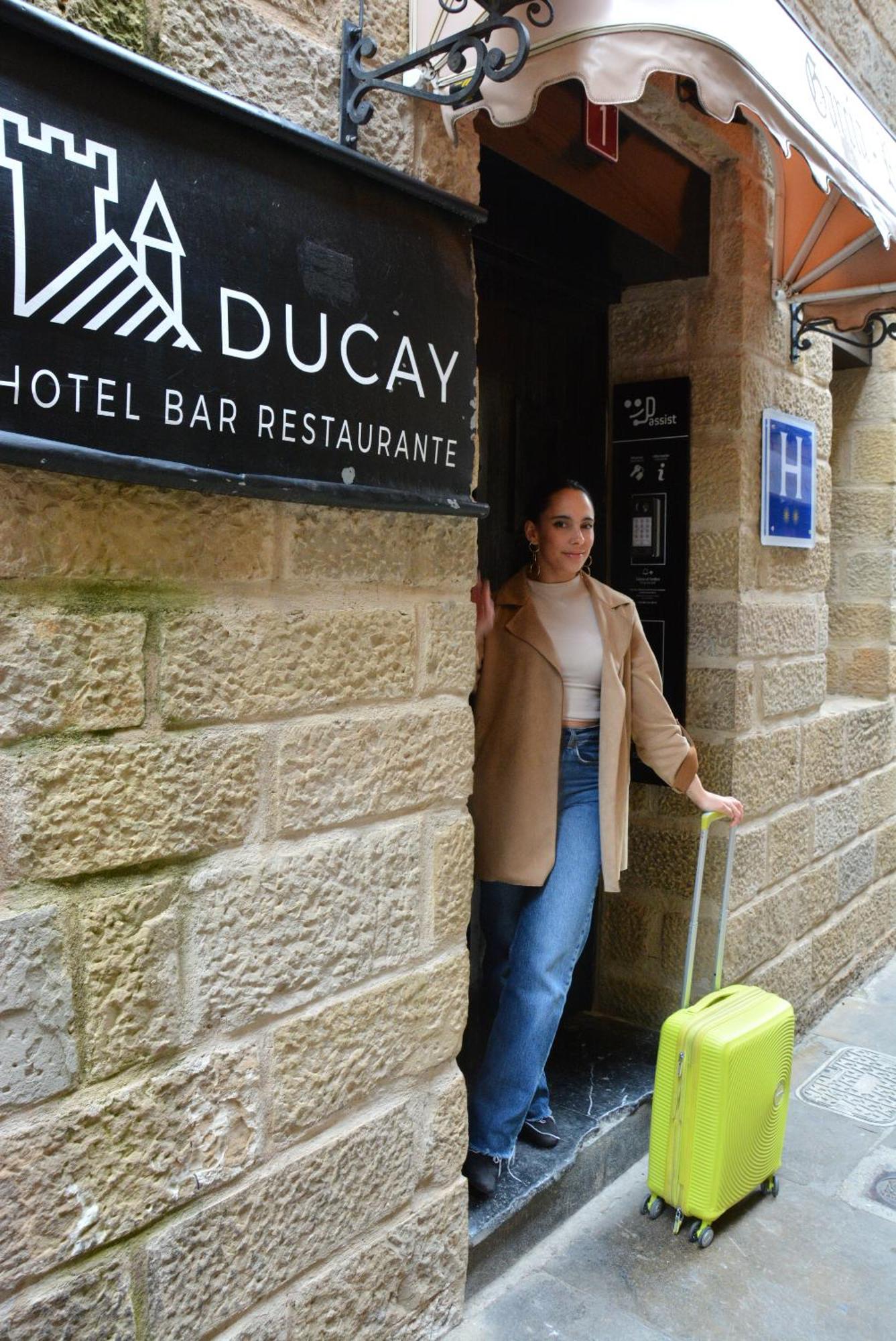 Hotel&Bar Ducay 奥里特 外观 照片