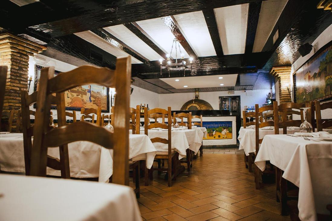 Hotel&Bar Ducay 奥里特 外观 照片